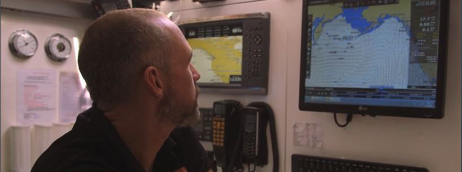 Skipper Greg Miller using TIMEZERO software during Clipper 2015-16 Race