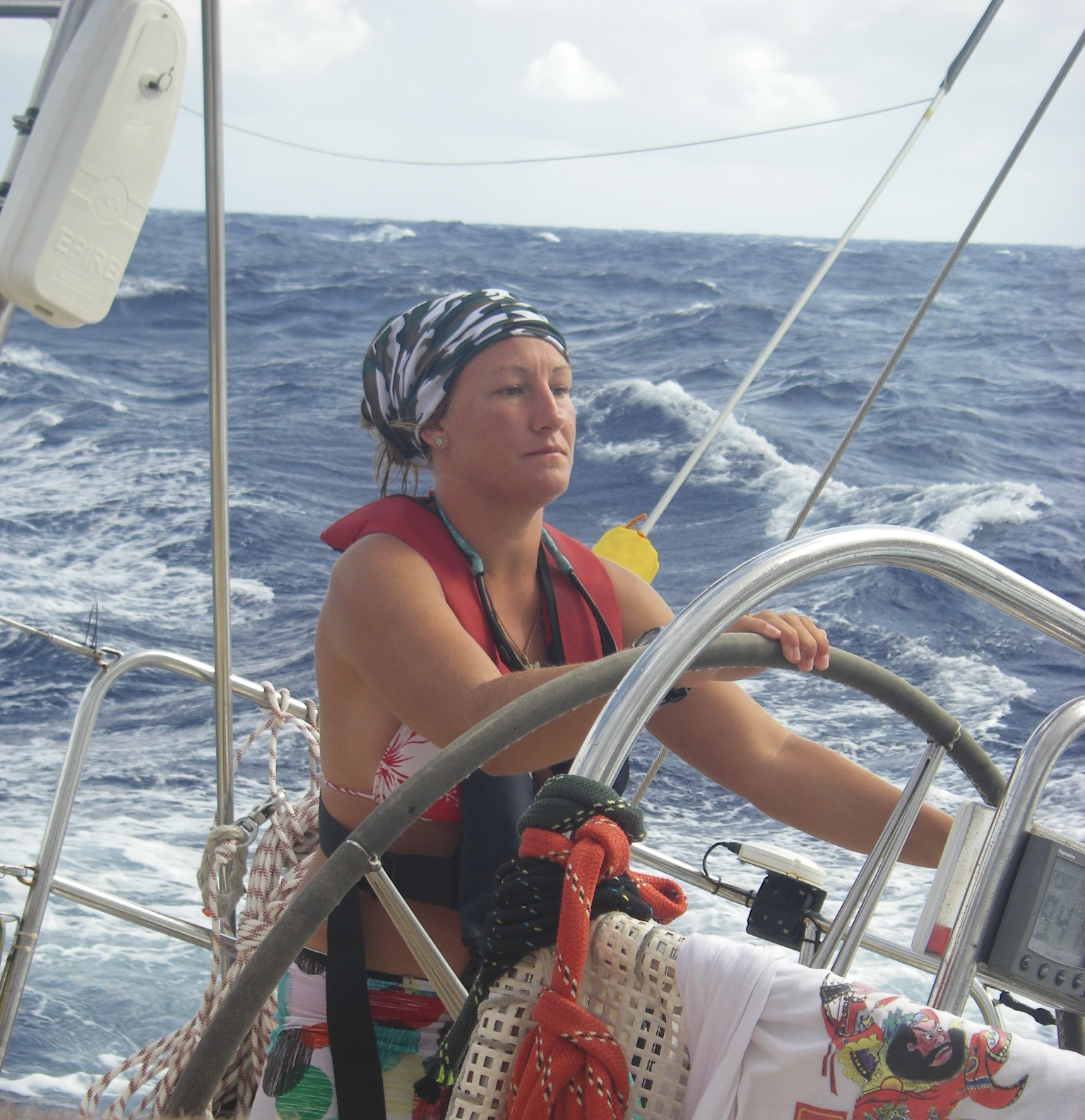 Lisa Pover helming during her race. 