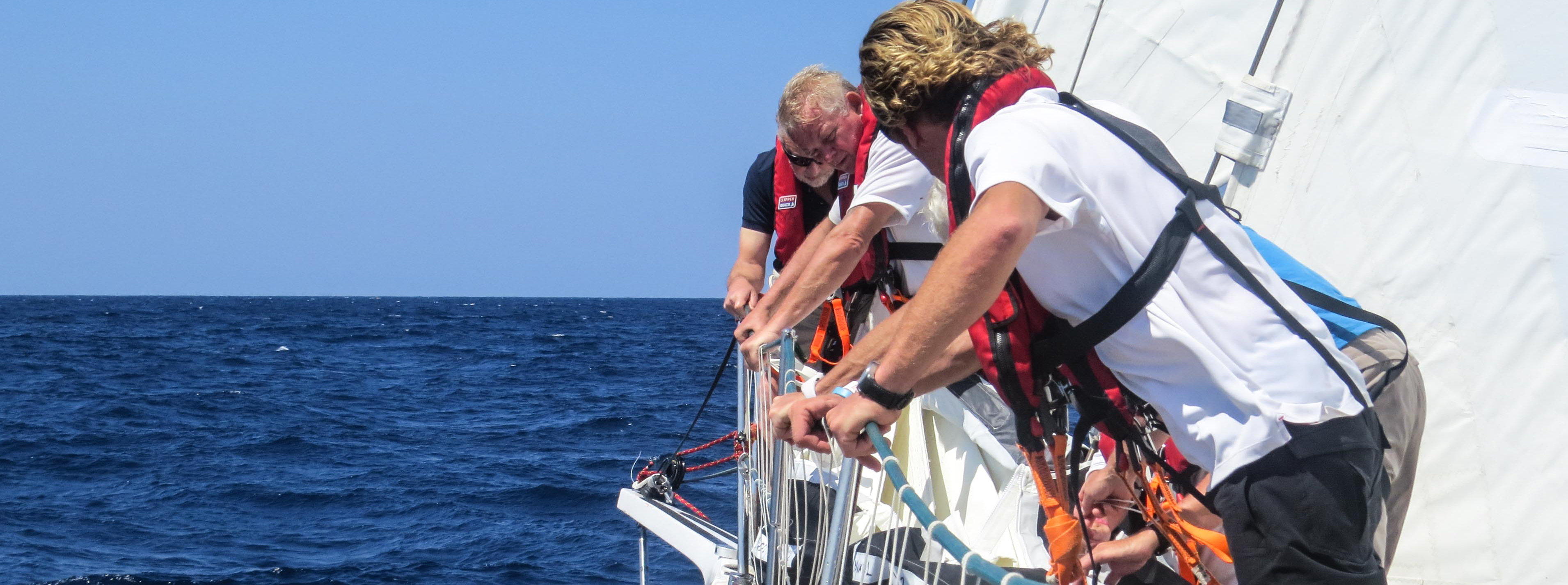 ​Race 1 Day 21: Mixed fortunes across the fleet 