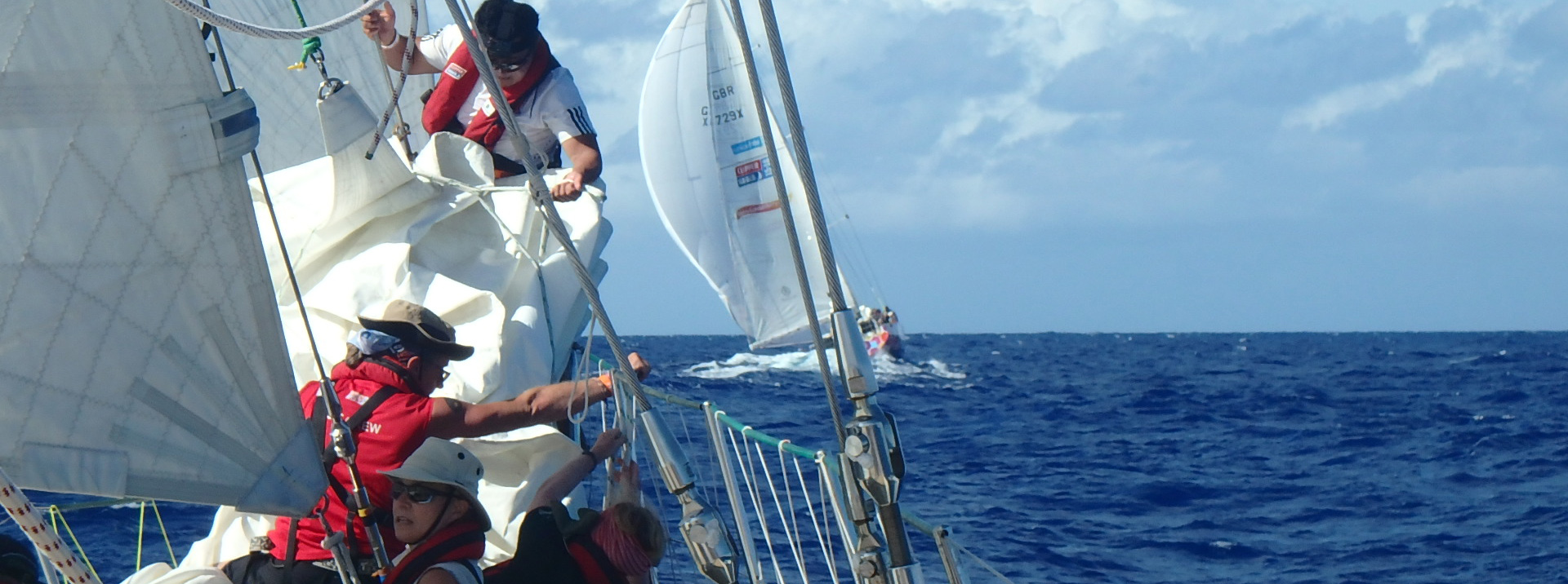 ​Race 7 Day 2: Tropical conditions as teams near the Doldrums