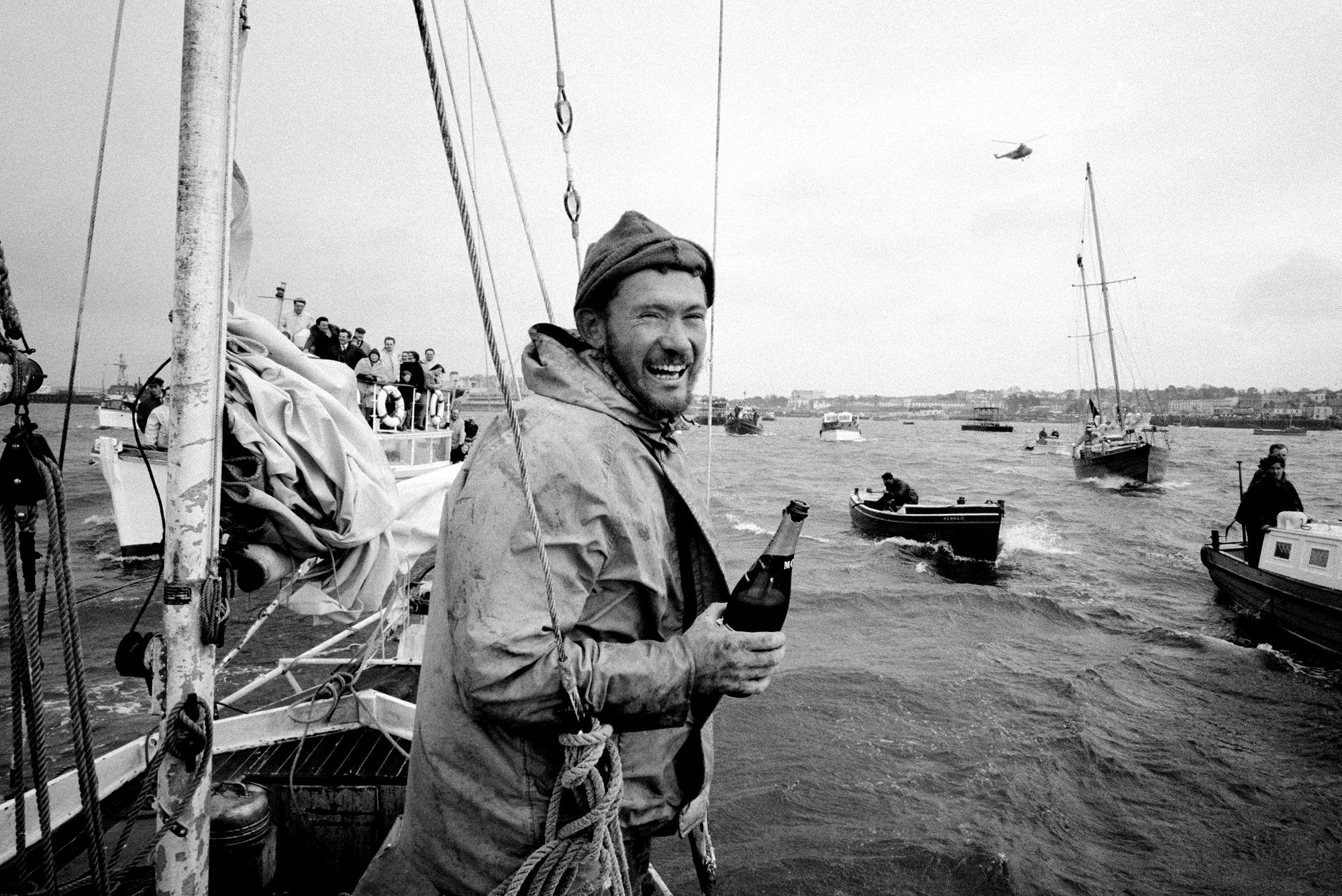 Sir Robin pictured in 1969 crossing the finish line in Golden Globe Race 