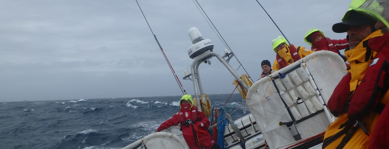 PSP Logistics tackle Southern Ocean storms