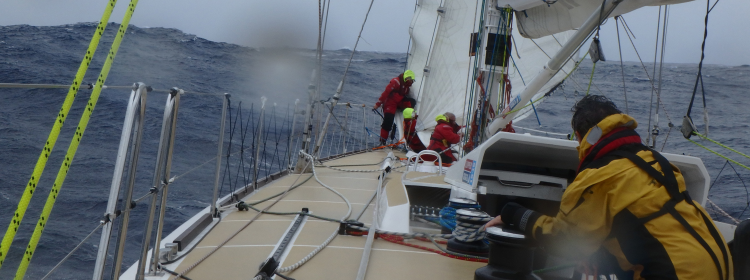Fleet face light winds in Ocean Sprint challenge